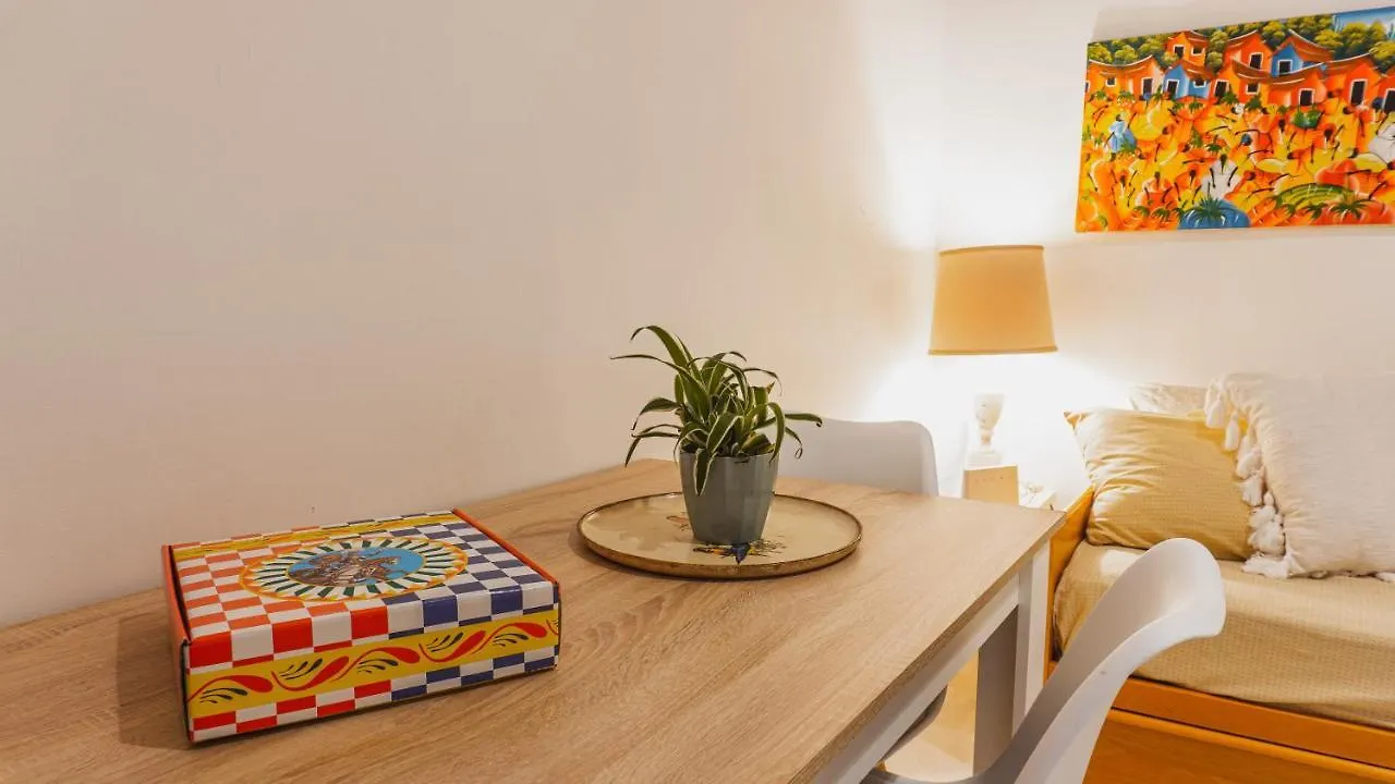 Casa Madi Apartment Palermo 0*,